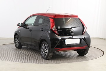 Toyota Aygo II Hatchback 3d Facelifting 1.0 VVT-i 72KM 2020 Toyota Aygo 1.0 VVT-i, Salon Polska, Skóra, Navi, zdjęcie 3