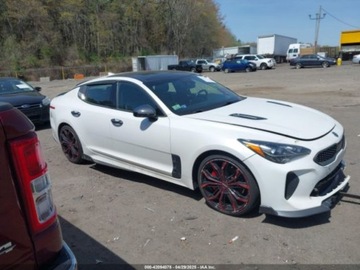 Kia Stinger Liftback 3.3 T-GDi 366KM 2018 Kia Stinger GT2 2018 3.3l 3.3 Benzyna 365KM, zdjęcie 6