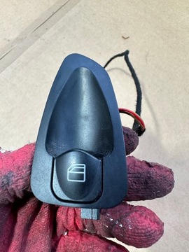 PŘEPÍNAČ SKEL PRAVÝ MERCEDES SL R230 W230 EU
