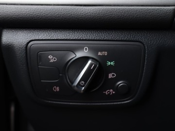 Audi A6 C7 Limousine 2.0 TDI 177KM 2011 Audi A6 2.0 TDI, 174 KM, Automat, Skóra, Navi, zdjęcie 15