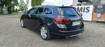 Opel Astra J Sports Tourer 1.4 Turbo ECOTEC 140KM 2012 Opel Astra Ksiązka serwisowa, instalacja gazowa., zdjęcie 5