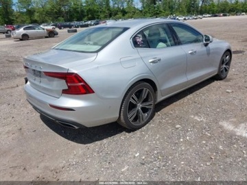 Volvo S60 III 2022 Volvo S60 B5 INSCRIPTION 2022, od ubezpieczalni 2.0 Benzyna 247KM, zdjęcie 4