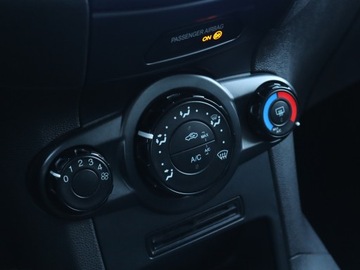 Ford Fiesta VII Hatchback 3d Facelifting 1.5 TDCi 75KM 2016 Ford Fiesta 1.5 TDCi, 1. Właściciel, Klima, zdjęcie 14