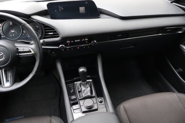 Mazda 3 IV Hatchback  2.0 SKYACTIV-G 150KM 2020 Mazda 3 2.0 Skyactiv-G, Salon Polska, Automat, zdjęcie 7