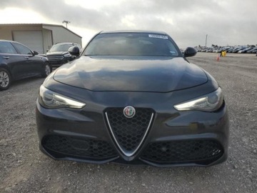 Alfa Romeo Giulia II 2018 Alfa Romeo Giulia 2018 ALFA ROMEO GIULIA TI, silnik benzynowy 2.0 L 2.0, zdjęcie 5