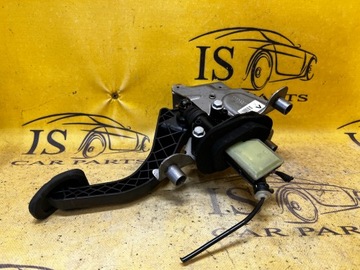 ПЕДАЛЬ СЦЕПЛЕНИЯ RENAULT MEGANE IV