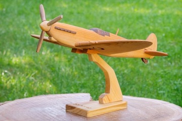 Большая МОДЕЛЬ деревянного истребителя Spitfire
