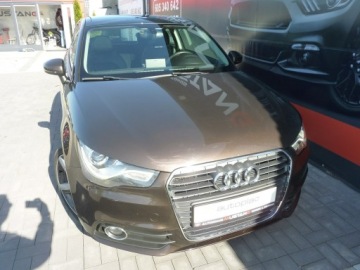 Audi A1 I Hatchback 3d 1.6 TDI 105KM 2011 Audi A1 3-drzwiowe 1.6 TDI, zdjęcie 1