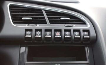 Peugeot 3008 I Crossover 2.0 HDI 150KM 2010 Peugeot 3008 Peugeot 3008 HDi FAP 150 Premium 2.0 Diesel 150KM, zdjęcie 22