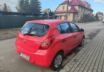 Hyundai i20 I Hatchback 5d 1.2 DOHC 78KM 2010 Hyundai i20 Hyundai I20 2010r 12 78 KM 1.2 Benzyna 78KM, zdjęcie 5