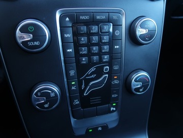 Volvo S40 II 2017 Volvo V40 2.0 D2, Automat, Navi, Klima, Tempomat, zdjęcie 11