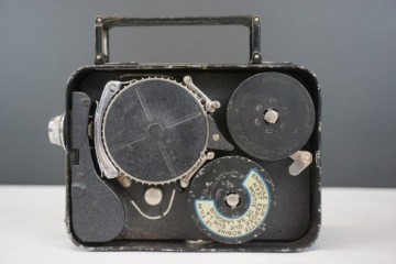 Довоенный фотоаппарат Cine KODAK Eight Model 20