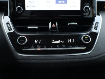 Toyota Corolla XII Sedan 1.5 VVT-i 125KM 2022 Toyota Corolla 1.5 VVT-i, Salon Polska, zdjęcie 12