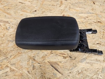 KIA RIO IV FACELIFT LOKETNÍ OPĚRKA KOŽENÝ