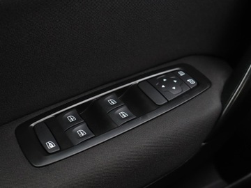 Renault Megane IV Hatchback 5d 1.2 Energy TCe 100KM 2016 Renault Megane 1.2 TCe, Salon Polska, zdjęcie 16