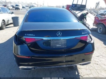 Mercedes Klasa S W223/V223 2024 Mercedes-Benz Klasa S 2024 MERCEDES-BENZ S 580E 4MATIC 3.0 Hybryda Plug-in, zdjęcie 4