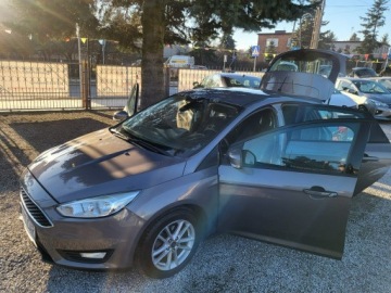 Ford Focus III Hatchback 5d facelifting 1.6 Ti-VCT 125KM 2015 Ford Focus 1.6 125 KM 100% Przebieg Dekra, zdjęcie 11