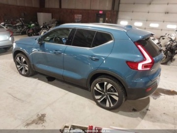 Volvo XC40 2024 Volvo XC 40 Plus 2024 2.0l 2.0 Benzyna 247KM, zdjęcie 4