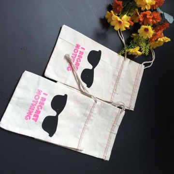 Nowatorska torba na okulary przeciwsłoneczne 40 w 1, której niczego nie żałuję