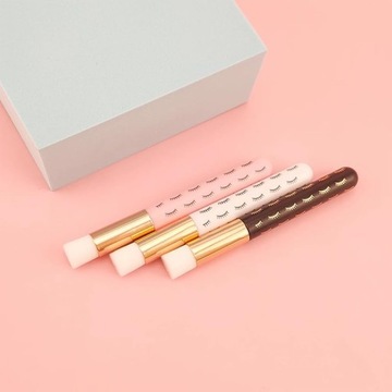 щеточка для чистки ресниц