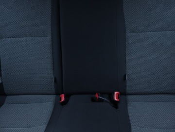 Toyota Yaris III Hatchback 5d Facelifting Hybrid 100KM 2014 Toyota Yaris 1.5 Hybrid, Automat, Klima, zdjęcie 9