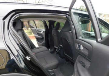 Volvo XC40 Crossover 2.0 D3 150KM 2020 Volvo XC 40 z Gwarancja Kamera Parkowania Model 2021 2.0 Diesel 150KM, zdjęcie 8