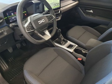 Dacia Bigster 1.2 TCe 140KM 2025 Od ręki - Expression LPG 1.2 TCe mHEV 140KM / Pakiet Zimowy, Easy, zdjęcie 3