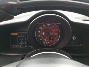 Ferrari 2016 Ferrari 488 Pista 2016 Ferarri 488 GTB 3.9 Benzyna 660KM, zdjęcie 8