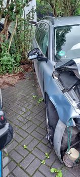 Volvo V70 III Kombi 2.4 D5 215KM 2013 Volvo V70 diesel przebieg 122000km uszkodzony na części, zdjęcie 2