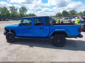 Jeep Gladiator 2021 Jeep Gladiator Sport S 2021 3.6l 3.6 Benzyna 285KM, zdjęcie 2