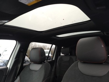 Mercedes GLB SUV Facelifting 2.0 220 190KM 2025 MERCEDES-BENZ GLB 220 4-Matic AMG Line 2.0 (190KM) 2025, zdjęcie 4