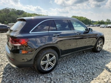Mercedes GLC C254/X254 2022 Mercedes-Benz GLC 300 4Matic 2022 2.0l 2.0 Benzyna 255KM, zdjęcie 3