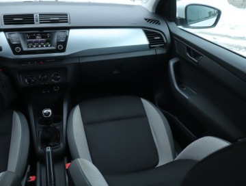 Skoda Fabia III Kombi 1.4 TDI 105KM 2016 Skoda Fabia 1.4 TDI, Salon Polska, Serwis ASO, zdjęcie 7