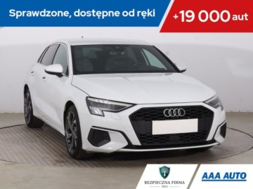 Audi A8 D5 2022 Audi A3 35 TFSI, Salon Polska, Serwis ASO