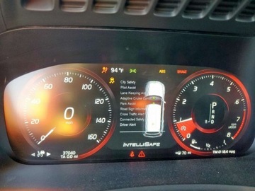 Volvo XC90 II 2022 Volvo XC 90 T5 Momentum 2022 2.0l 2.0 Benzyna 250KM, zdjęcie 9