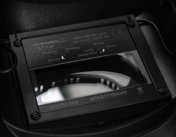 Сварочный шлем Sherman САМОЗАТЕМАЮЩИЙСЯ.