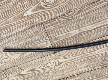 VOLVO V40 15R - НАКЛАДКА ПЕРЕДНЕГО ОКНА