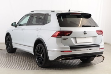 Volkswagen Tiguan Allspace SUV 2.0 TDI 150KM 2018 VW Tiguan Allspace 2.0 TDI, Salon Polska, zdjęcie 3