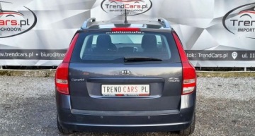 Kia Ceed I SW Facelifting 1.6 DOHC CVVT 126KM 2010 Kia Ceed 1.6 125 KM bezwypadkowa klimatronic szyberdach 1.6 Benzyna 125KM, zdjęcie 8