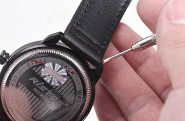 ИНСТРУМЕНТ ДЛЯ УКОРОЧЕНИЯ БРАСЛЕТА И ЗАМЕНЫ РЕМЕШКА ЧАСОВ 2В1