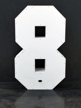 Большая цифра 8 со светодиодными лампочками для украшения дня рождения