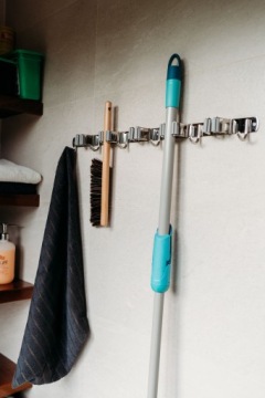 Вешалка для инструментов, щетки для швабры, садовые грабли, держатель для ленты, крючок