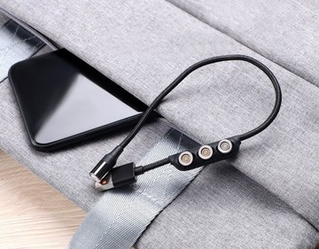 Uchwyt organizer na magnetyczne końcówki na kabel
