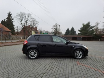Kia Ceed I Hatchback 5d Facelifting 1.6 CRDi WGT 90KM 2011 Kia Cee'd 1.6CRDi 90KM 2011r. lift Klima TEMPOMAT, zdjęcie 7