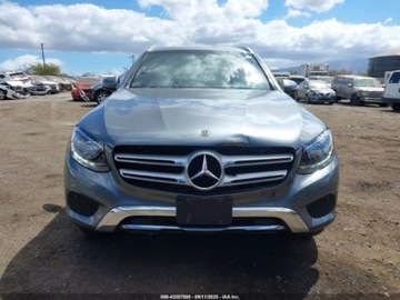 Mercedes GLC C253 2018 Mercedes-Benz GLC 300 2018 2.0l 2.0 Benzyna 241KM, zdjęcie 7