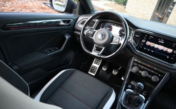 Volkswagen T-Roc I SUV 1.5 TSI ACT 150KM 2019 Volkswagen T-Roc 1,5 TSI 150 KM R-LINE Panorama Nawigacja Virtual Tacho FU, zdjęcie 19