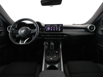 Alfa Romeo Tonale 2022 Alfa Romeo Tonale mHEV automat full LED skóra, zdjęcie 14