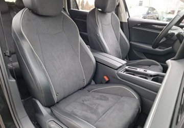 Volkswagen Passat B8 Variant Facelifting 1.5 TSI EVO 150KM 2025 Volkswagen Passat Variant 1.5eTSI 150KM DSG Business ACC HAK Kamera360 Asy, zdjęcie 12