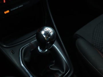 Ford Puma II 2020 Ford Puma 1.0 EcoBoost mHEV, Salon Polska, zdjęcie 17