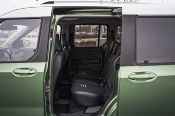 Ford Tourneo Courier II 1.0 EcoBoost 125KM 2024 Ford Tourneo Courier 1.0 EcoBoost, Salon Polska, zdjęcie 27